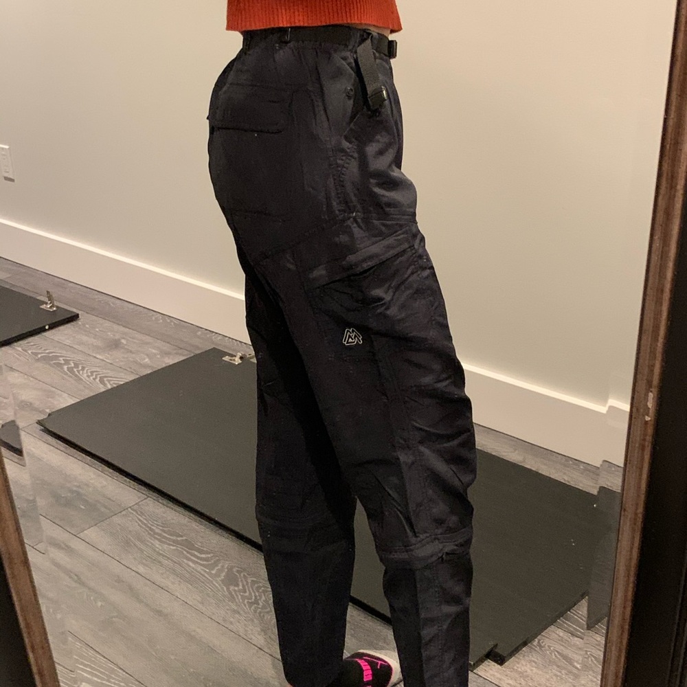 Windbreaker pants - Picture 2 of 2